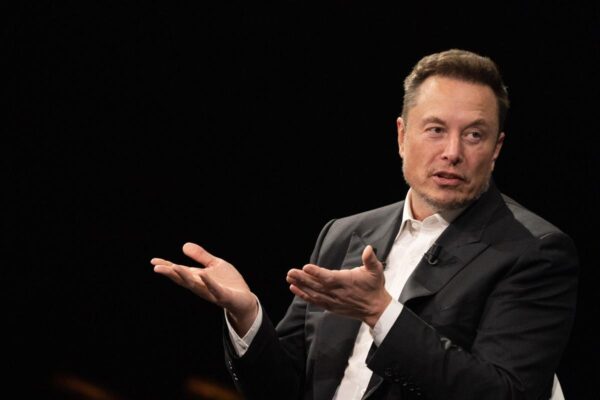 Elon Musk Says Treasury Bills 'Don't Need Brains'