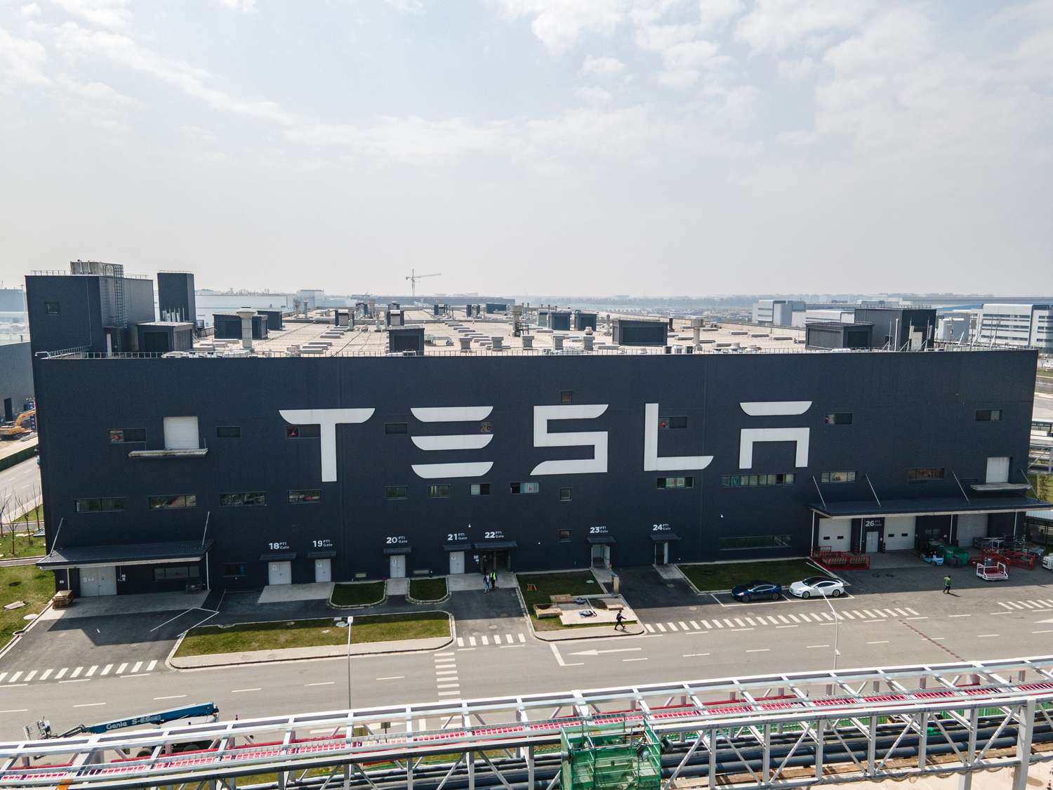 Tesla's electric car sales in China fell more than 30% in July