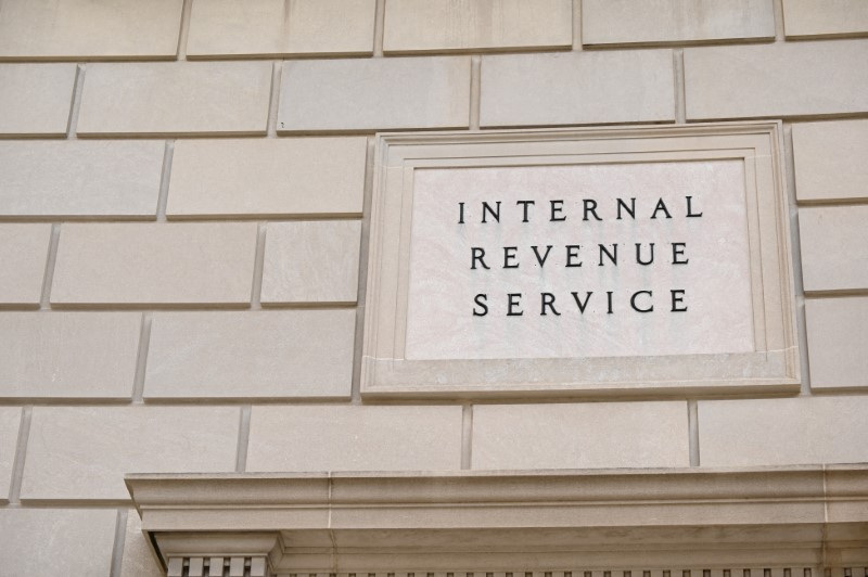 The US IRS allows for complete digital filing of documents for the 2024 tax season